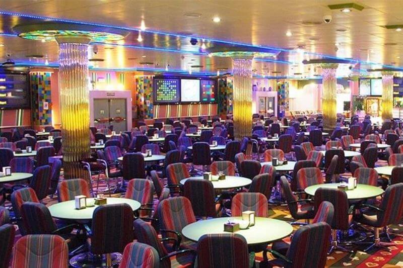 El glamour del madrileño Bingo Las Vegas